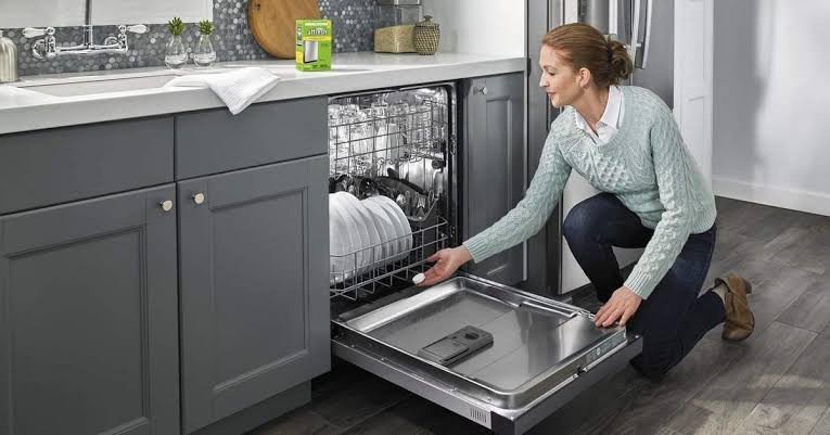 experienced-dishwasher-needed-big-0