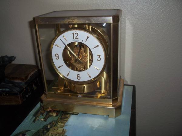 lecoultre-atomic-clock-reduced-big-1