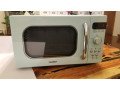 new-retro-style-microwave-light-blue-small-2