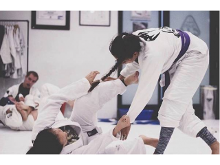 8/30-9/12: Brazilian Jiu-Jitsu Lessons for Women (DTLA)